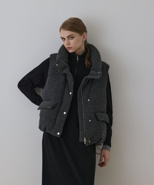 スタンドニットダウンベスト