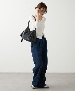 russet トライアングルショルダーバッグ(CE-1675) Black