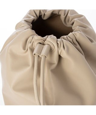 UNBILLION カシュカシュ cachecache / ガーメント合皮ボンサック アイボリー