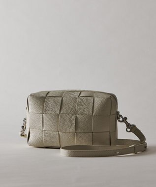 IACUCCI ≪BEST SELLER≫ベルタ XS CERVO ホワイト