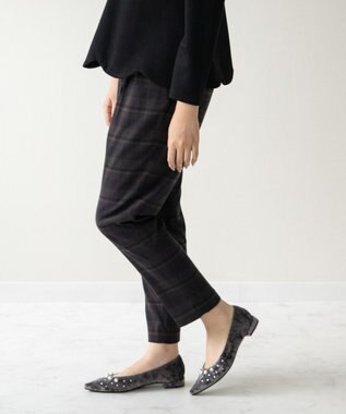 Bridget Birkin 【Bridget Birkin】パールストーンベロアパンプス グレー雑材