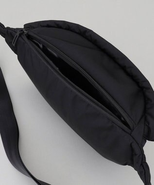 GOTAIRIKU 日本製【PELLE MORBIDA】DICROS SOLO ウエスト型ショルダーバッグ ブラック系