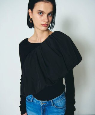 GRACE CONTINENTAL タフタケープ付ニットトップ ブラック