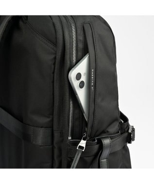 ACE BAGS & LUGGAGE W&.Day/Night リッカ2 スクエアリュック B4サイズ 15.6インチPC収納 19153 ダブルアンドデイナイト ブラック