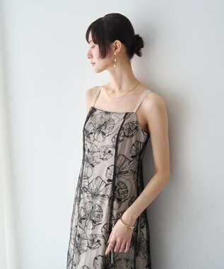 YECCA VECCA 【2点SET】フラワー柄スパンコール刺繍ドレス Ivory