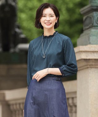  【洗える】シュリンクデシン ジオメトリックプリント ブラウス