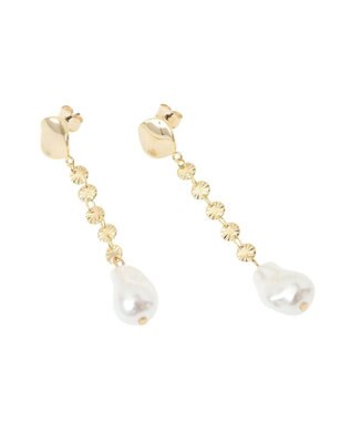 Green Parks ・ＨＡＬＦ　ＴＩＭＥ　メタルプレートパールピアス