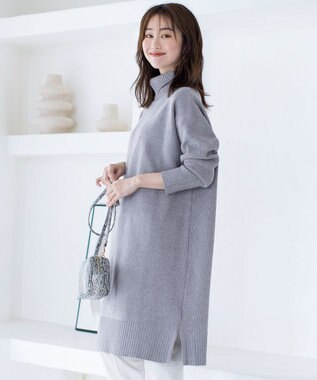 Tiaclasse 【洗える】華のあるニットタートルワンピース グレー