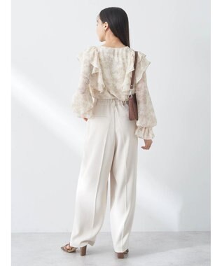 earth music&ecology 花柄ラッフルブラウス Ivory