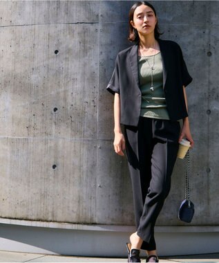 ICB 【UVケア・接触冷感・速乾・防シワ・洗える】 FluidBackSatin クロップドジャケット ブラック系