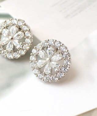  リッチフラワーサークルピアス