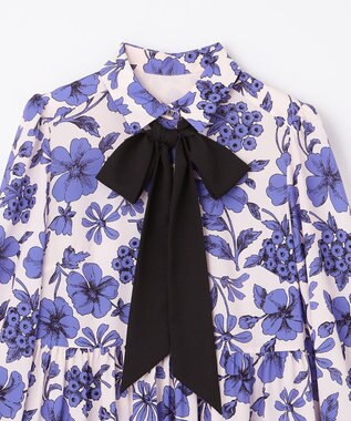 GRACE CONTINENTAL フラワープリントティアードワンピース ブルー