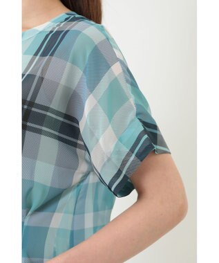 DAKS ビッグトランスチェックシフォンブラウス サックス