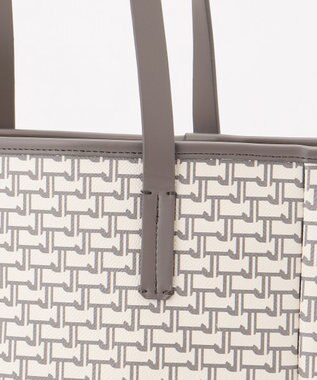 自由区 【カタログ掲載】モノグラムロゴトート バッグ ホワイト