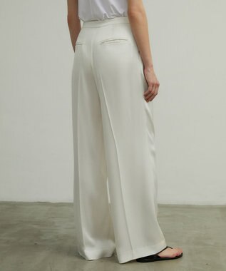 BEIGE， GINETTE / ストレートパンツ Ecru