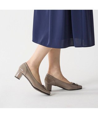 Riz raffinee <Riz raffinee>【レイン対応】スクエアトゥレインパンプス ダークベージュエナメル