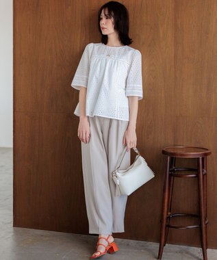 組曲 【先行予約】エンブロイダリーレース5分袖 ブラウス ホワイト系