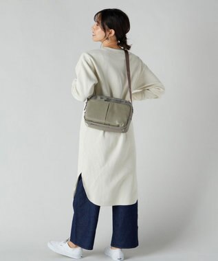 Y'SACCS ナイロン×牛革コンビシリーズ　ショルダー グレージュ