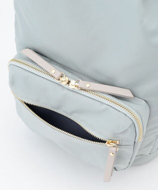 LA BAGAGERIE 【MONICA】13ポケットナイロンリュック ライトグレー