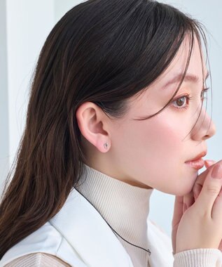 Phoebe 【金属アレルギー対応】ハートリーフセラミックピアス　シルバー/ニッケルフリー（片耳） シルバー