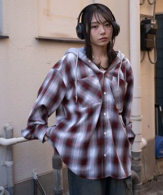 WEGO 【ユニセックス着用ITEM/MLサイズ展開】オンブレチェックフードシャツ（LS）