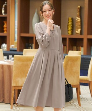 Tiaclasse 【洗える】ロールVネックワンピース ベージュ