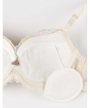 une nana cool バックスタイルまでかわいい Steppe Flower ワイヤーブラ ライトベージュ