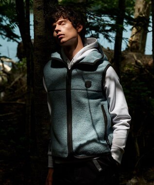 JOSEPH ABBOUD MOUNTAIN 【軽量/ソフト/サスティナブル/男女兼用/ライナードッキング対応】 リサイクルウールボア ベスト サックスブルー系