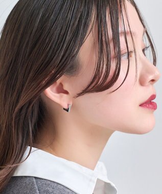 Phoebe 【金属アレルギー対応】ストレートスクエアフープピアス　シルバー/サージカルステンレス（片耳） シルバー