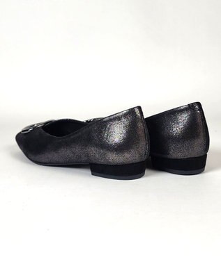 Dominic3 デザインバックル ローヒール レザーパンプス ダークシルバー