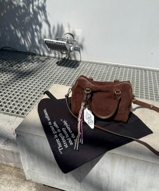 russet ［インフルエンサースタッフ企画］ロゴトートバッグ(Z-221) Black