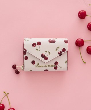 Maison de FLEUR リーフ付きチェリーウォレット