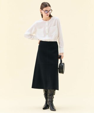 BEIGE， 【WEB限定・洗える】CLARION / ゴールド釦クルーネックブラウス White