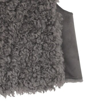 Green Parks ■ESCAR フラッフィーベスト Charcoal Gray