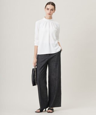 ICB 【洗える】ストレッチジョーゼット ハイネックブラウス オフホワイト系