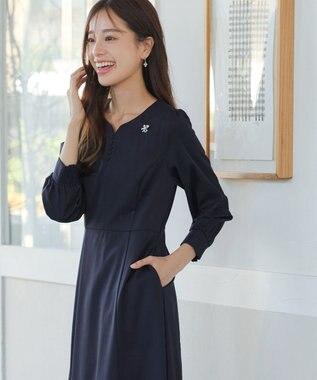 Tiaclasse 【セレモニー・洗える】ハートネックくるみ釦ワンピース ネイビー