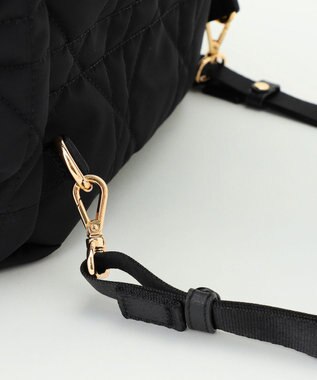 LA BAGAGERIE グリッドキルティングリュック ブラック