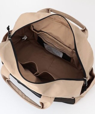 LA BAGAGERIE 【maison vert】 【トラベルにぴったり！】メニーポケットボストンバッグ ベージュ