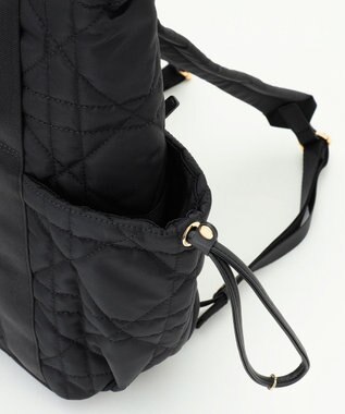 LA BAGAGERIE グリッドキルティングリュック ブラック