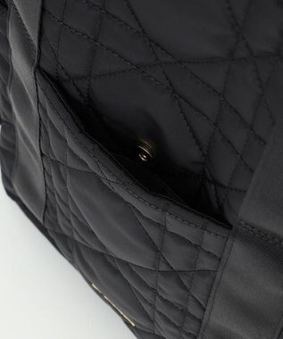 LA BAGAGERIE グリッドキルティングリュック ブラック