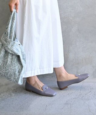 muuc ビーズモチーフのスクエアシューズ グレー