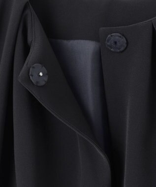 #Newans ＜亀恭子さんコラボ＞取り外し可能ケープ付きペプラムブラウス ネイビー