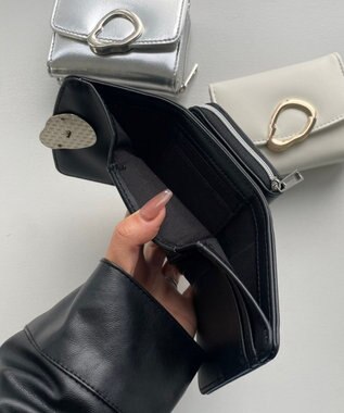 WEGO ニュアンスパーツフラップウォレット ブラック