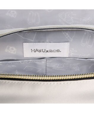 ACE BAGS & LUGGAGE HAyU × ace.  トラベルポーチ 猫柄 17826 アイボリー