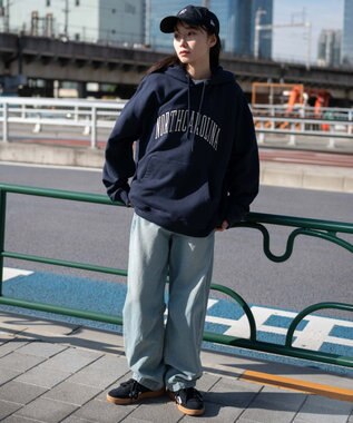 WEGO 【ユニセックス着用ITEM】ワッペンロゴパーカー ネイビー