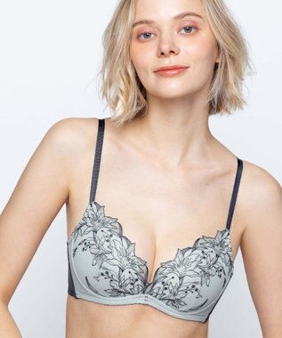 AMPHI 【sweet web掲載】 ノンワイヤーブラ 谷間をメイク 脇高設計 A～Gカップまで対応 大きいサイズ 【BRAGENIC ブラジェニック 脇高細見えタイプ】 ブラジャー ブラ BMI353 アンフィ／ワコール グレー