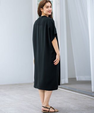 23区 L 【Lサイズ限定/吸水速乾/UVカット/接触冷感/】ストレッチジョーゼット 半袖ワンピース ブラック系