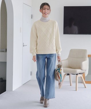 Tiaclasse ダイヤ柄パール付きニットプルオーバー オフホワイト