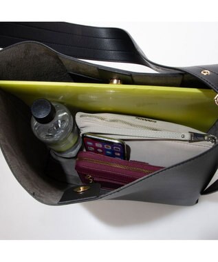 LA BAGAGERIE 【MONICA】ベルトデザインA4トート ブラック