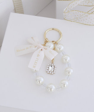 Maison de FLEUR ロゴリボンビッグパールビジューチャーム